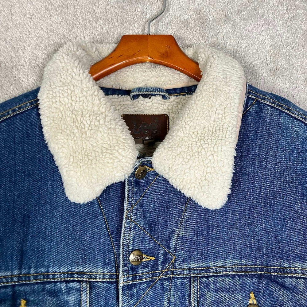 Lee Denim Jacket Mens XL Blue Faux Fur Sherpa Lined Trucker Coat